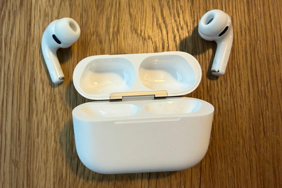 AirPods Pro 3 vs AirPods 4: I’ve compared Apple’s range of earbuds