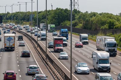 UK roads set for record weekend with 14.1 million journeys planned