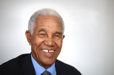 Sir Garfield Sobers: West Indies cricket icon dies aged 89