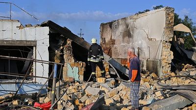 Seven people die in Russian missile and drone attacks on Ukraine