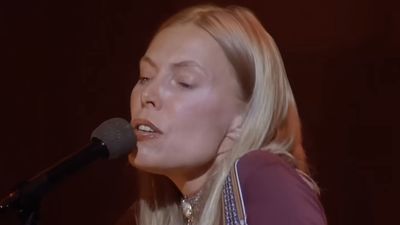 “When Jaco and I first worked together there was nobody I’d rather hang with. There was an appreciation, a joie de vivre, a spontaneity”: How Joni Mitchell combined with Jaco Pastorius to create her sophisticated jazz-infused masterpiece Coyote