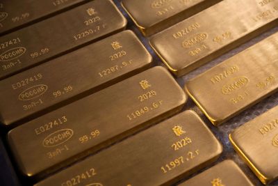 Gold price prediction: Why is Gold rate crashing to biggest weekly loss? Check latest projections for August
