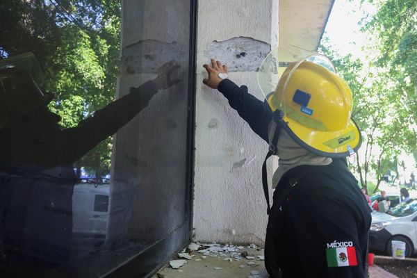 Powerful 7.3 magnitude earthquake in Mexico leaves no immediate damage