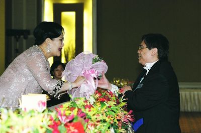 A romantic evening inspired by HM the Late Queen Mother