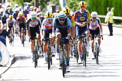 'Everyone protects their own interests' - Bahrain Victorious spearhead pursuit of 57-rider Tour de France breakaway to keep Tom Pidcock at bay