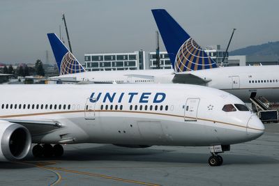 United Airlines forced to clarify ticket policy after internal memo sparked confusion