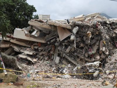 Delayed orders, confusion slowed Venezuelan military's response to quakes, sources say