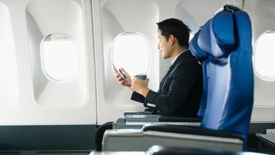 United Is Selling an Empty Middle Seat. Is It Worth the Upgrade?