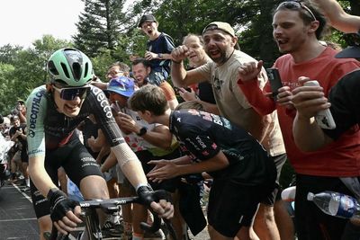 'To hell with Pogačar, Paul Seixas mania has begun' – Amid incredible atmosphere, the great home hope ignites the Tour de France