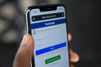 Is Facebook Down Today? Millions Locked Out As Meta Outage Triggers 'Account Unavailable' Panic