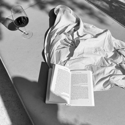 9 of Britain's 10 Bestselling Novels Begin With a Dead Woman. I Asked Authors, Literary Experts and a Criminal Behavioural Analyst Why