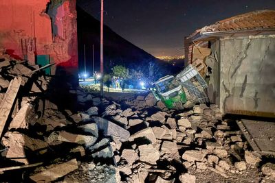 5.5 magnitude earthquake hits Peru's Andes region and kills at least 5 people