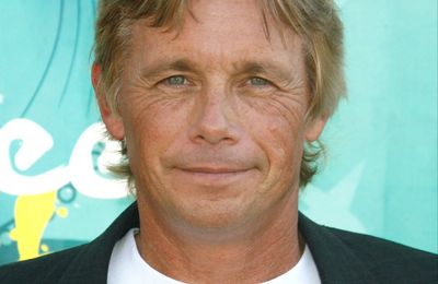Christopher Atkins says drinking made him lose out on lead role in Footloose