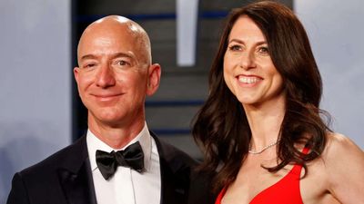 Amazon founder Jeff Bezos' ex-wife MacKenzie Scott once fixed a broken tooth with glue because she couldn't afford a dentist. Now she's giving $20 million to support struggling teenagers' mental health