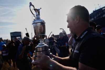 New Zealanders wake to a new major champion, heap praise on Ryan Fox