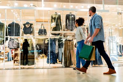 Fast fashion is about to get caught up in Hormuz