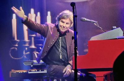 Journey star Jonathan Cain follows Mick Jagger in blasting Bruce Springsteen for bringing up politics