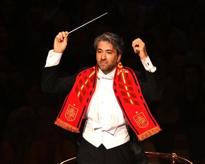 Spanish National Orchestra/Afkham review – Proms debut sees orchestra’s celebrations kick off early