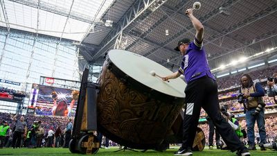 Ranking the NFL's 10 Best Stadium Chants and Fight Songs