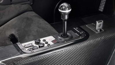 Is McLaren Really Bringing Back The Manual Gearbox?