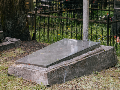 America's most dangerous grave is buried beneath layers of lead & concrete: True story behind US's only grave that can never be exhumed