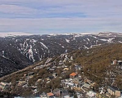 Australian ski resorts smash July climate records with temperatures 12C above average