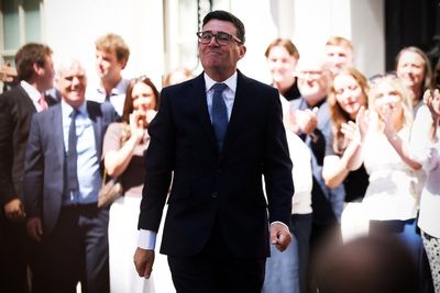 Andy Burnham promises to be ‘circuit-breaker’ PM as he purges cabinet