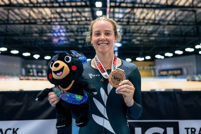 The Kiwi cyclist following a golden family legacy to Glasgow