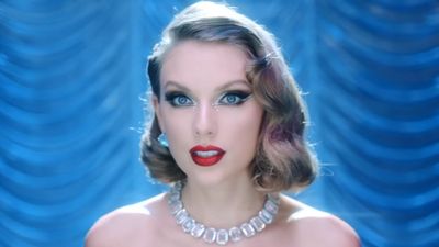 Will Taylor Swift Ever Release Her Wedding Photos? Insiders Weigh In