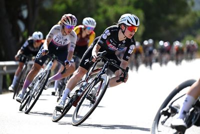 FDJ United-SUEZ score victory in Kate Courtney's first race as Van Agt takes first pro win
