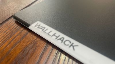 Hot swappable mouse batteries might be the hot new trend as it looks like Wallhack's first ever mouse will have them