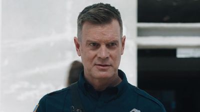 I Wasn’t Expecting Peter Krause To Reunite With His 9-1-1 Co-Star For A Mustache Battle