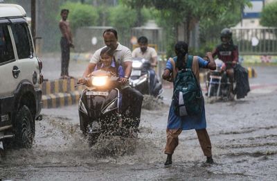 Weather today, July 21: IMD issues heavy rain alert for Maharashtra, West Bengal, Uttar Pradesh, Bihar, Rajasthan, Jharkhand, Odisha, Himachal Pradesh, Uttarakhand and Assam as active monsoon returns
