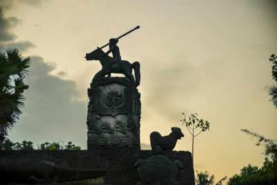 Inside Indonesia's slave island: 'I want my children to be free'
