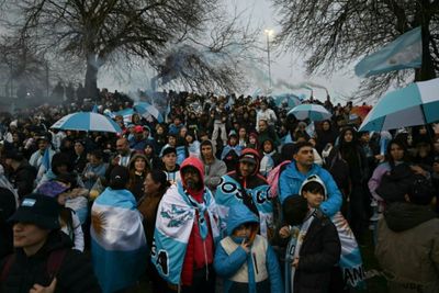 Thousands welcome home Argentina squad, without Messi, despite World Cup loss