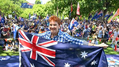 'Done it tough': Hanson defends her billionaire backer