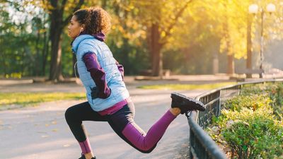 I’m a personal trainer: Here are 2 moves I swear everyone should do after 40