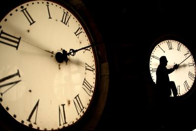 Congress keeps trying to kill the clock change. Here’s what’s standing in the way