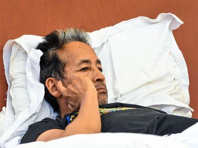 Delhi HC orders Sonam Wangchuk's immediate transfer from Safdarjung Hospital to Medanta; govt says have no objection