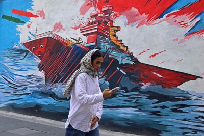 Iran steps up attacks in return to war with US