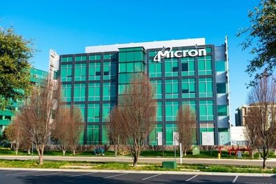 Micron Stock Has 66% Upside As Open‑Source AI Models Guzzle Memory, BofA Says