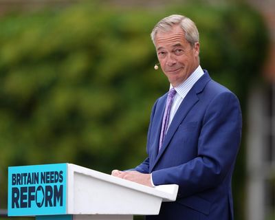 Big, brave Nige appears in public again with aimless speech to a few mega-fans