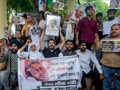 Paintbrushes and placards turn Jantar Mantar student protest into a canvas of dissent