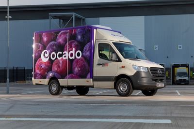 Ocado to build new robotic warehouse for European retail giant