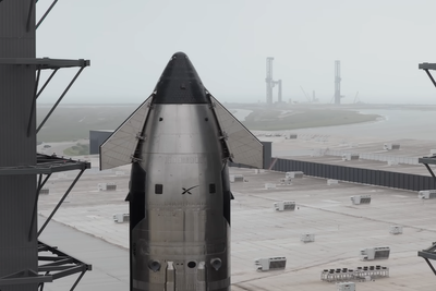SpaceX's Next Billion-Dollar AI Customer Could Be the Pentagon