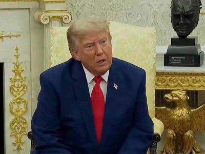Trump announces new generic drugs tariff plan: No tariffs for 2 years, then 100%, and then 200%