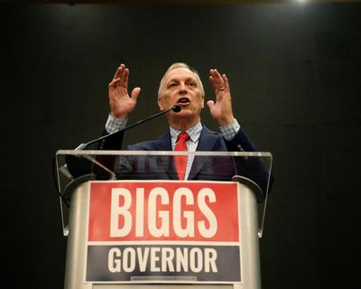 Trump ally wins Republican primary for Arizona governor, setting up race against Katie Hobbs