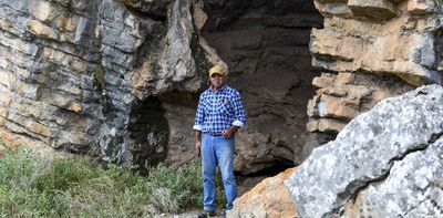 Microscopic plant remains reveal 25,000 years of GunaiKurnai rituals deep in a Victorian cave