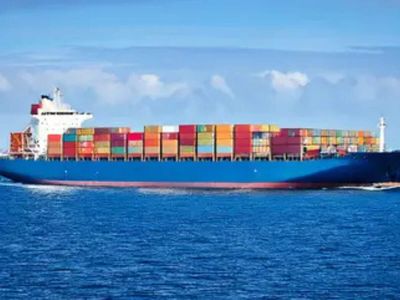 Japan's exports and imports grow as yen weakens
