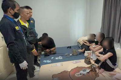 Six Vietnamese detained for Tokyo-bound 'ice' in tamarind paste